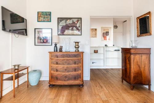Elegant Apartment Paris 16th - Near the Seine