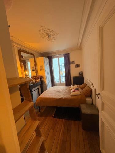 Authentic Parisian apartment 12th arrondissement
