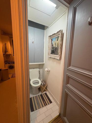 Authentic Parisian apartment 12th arrondissement