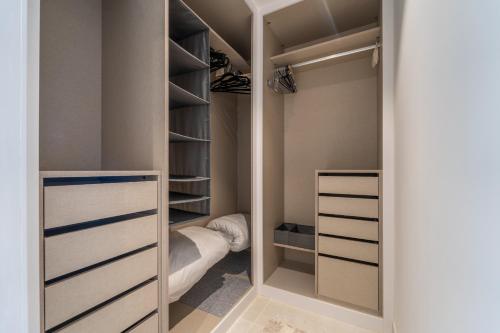 Higuerón West IX - El Olivo Stylish Deluxe Apart