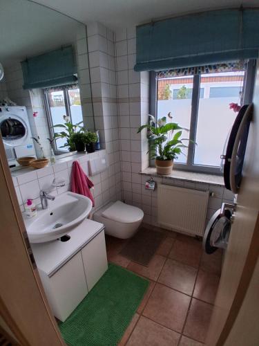 Koupelna v ubytování Ferienwohnung MiJo, mit Charme und Ostseenah