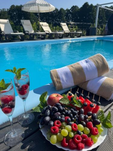 Swimmingpoolen hos eller tæt på Osada Kalwa