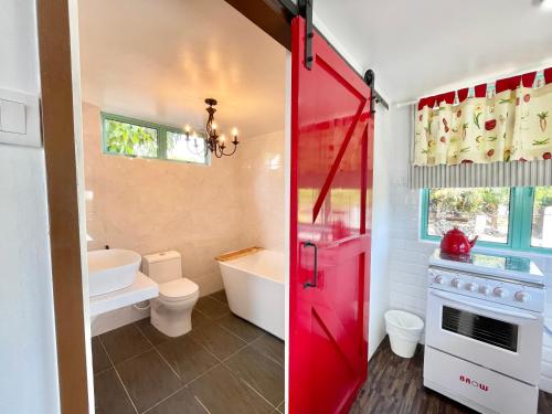 Koupelna v ubytování Sea Kecil Tiny House near Jetty of Kuala Besut