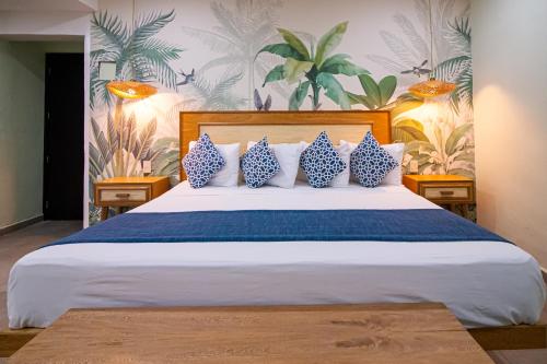 En eller flere senge i et værelse på La Iguana Vallarta LGBT ADULTS ONLY - Romantic Zone - Party Clubbing Street