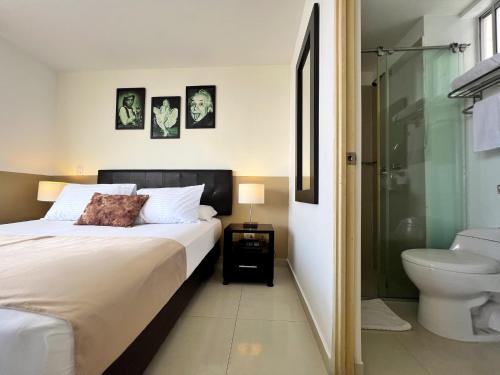 Et badeværelse på Amoblados Casa de Pinos Bucaramanga