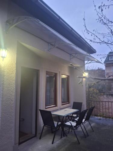 Uteplats på Vila Silia