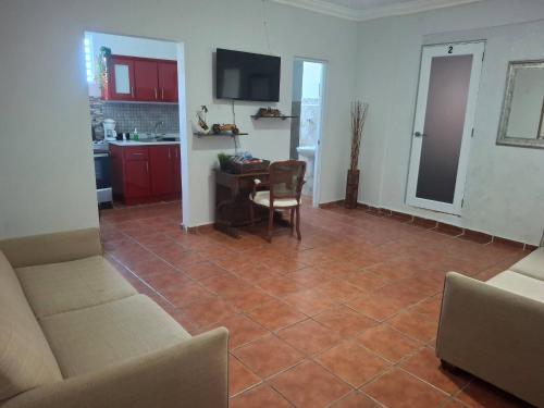 ครัวหรือมุมครัวของ Comfortable 2BR Getaway for 6 Guests with Pool Access