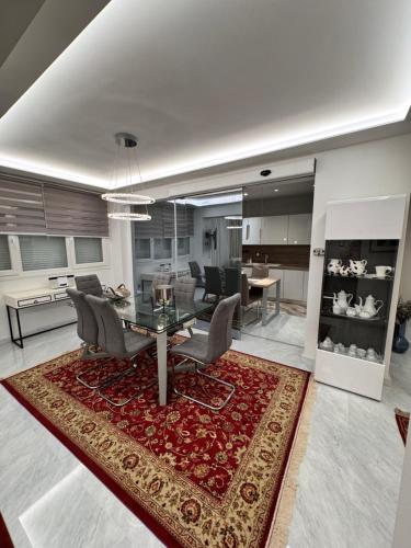 Nereydes Central Luxury Apartment