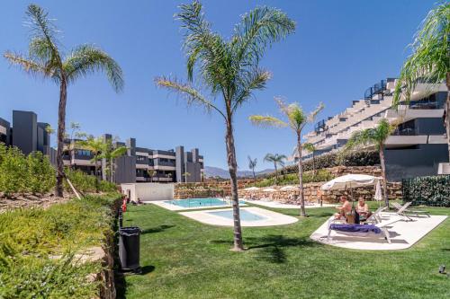 SR Oasis 325 luxury 3BDR with Sea View