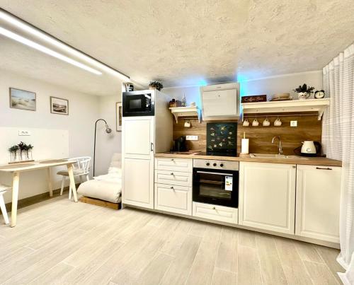 New comfortable and cute one-room apartment of 33 m2
