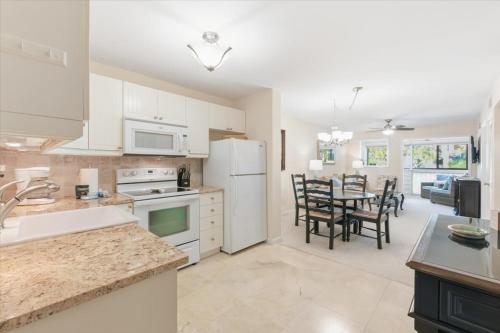Beach-Ready Hilton Head Condo w Resort Amenities photo 11