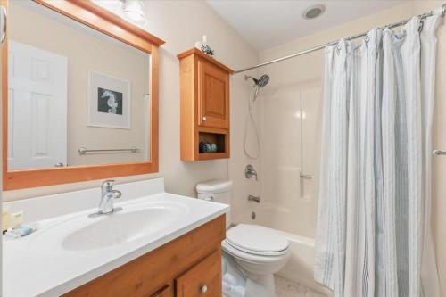 Beach-Ready Hilton Head Condo w Resort Amenities photo 17