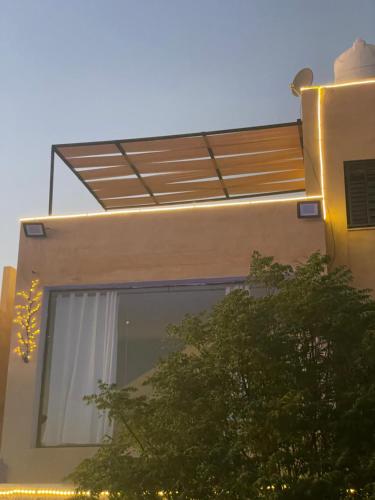 Het gebouw waarin het chalet zich bevindt