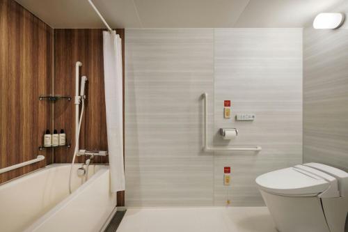 Et badeværelse på Four Points Flex by Sheraton Tokyo Shibuya West