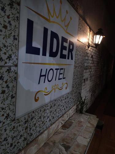 Certificat, premi, rètol o un altre document de Hotel lider