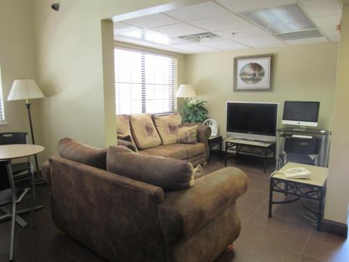 Microtel Inn & Suites by Wyndham Arlington/Dallas Area