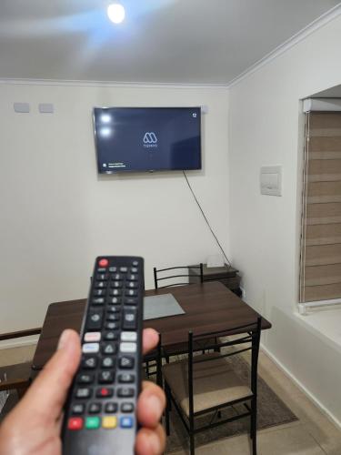 TV a/nebo společenská místnost v ubytování Casa San José de la Mariquina Urban Sector