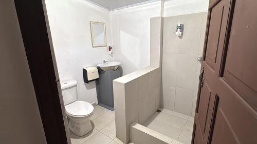 Et badeværelse på Hotel Marielos