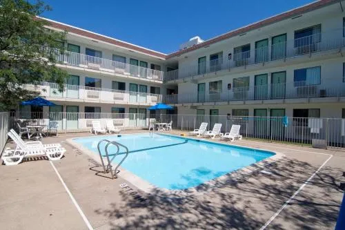 Motel 6-Roseville, MN - Minneapolis North in Minneapolis