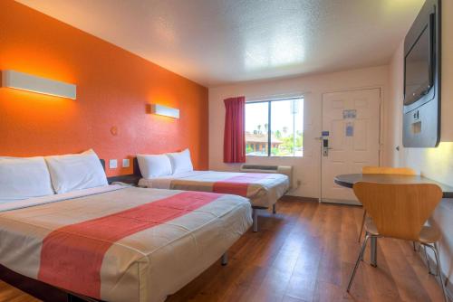 Postelja oz. postelje v sobi nastanitve Motel 6-Chula Vista, CA - San Diego