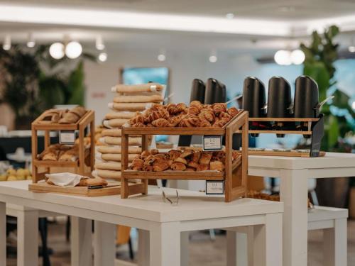 Eten bij of ergens in de buurt van het hotel

