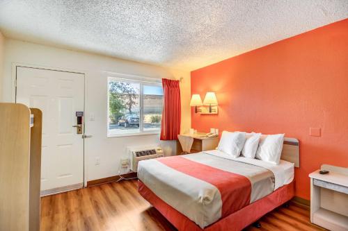 Gallery image of Motel 6-Stockton, CA - North in Lincoln Village