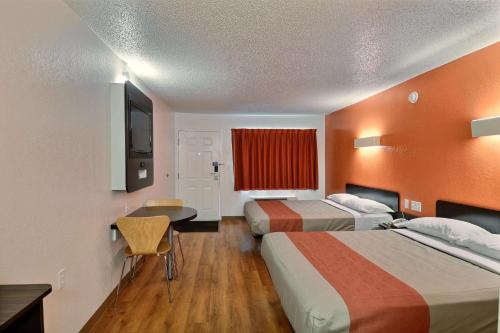 Motel 6-Tewksbury, MA - Boston 객실