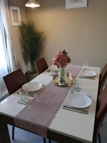 Billede fra billedgalleriet på Spacious 2 Bedroom Apartment i Accra