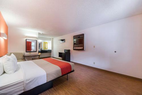 Ett rum på Motel 6-Boerne, TX