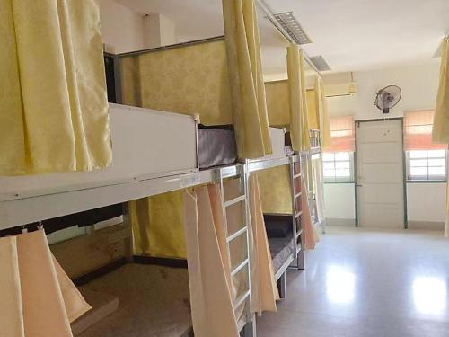 Kuchyň nebo kuchyňský kout v ubytování KingSun HOSTEL 金珊旅馆