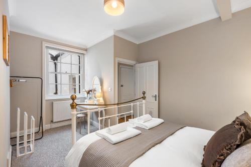 Spacious - Central - King Beds - Fast Wi-Fi photo 23