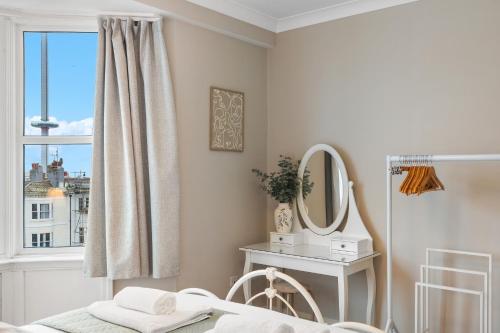 Spacious - Central - King Beds - Fast Wi-Fi photo 27