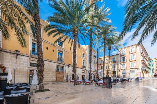 Beach, History and Center in one