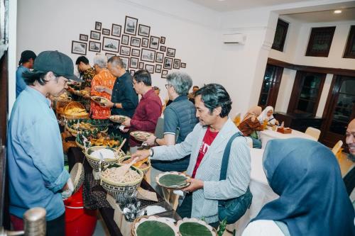 Gæster der bor på Hotel Butik Sawunggaling