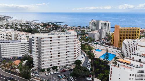 Hotel Ponderosa studio with pool and sea view