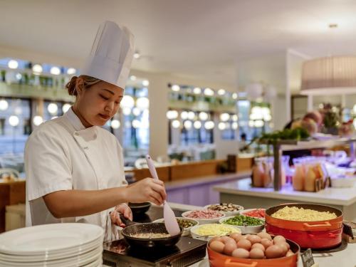 Đồ ăn tại/gần khách sạn