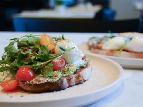 Mad på hotellet eller i nærheden