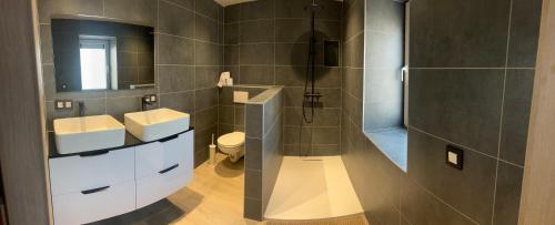 Phòng tắm tại Le repaire de la n4