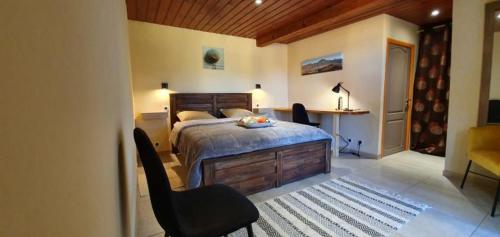 En eller flere senge i et værelse på Plumeria 1