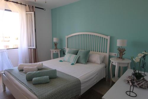 Acollidor apartament d'estil mediterrani a prop de Cala en Brut photo 2