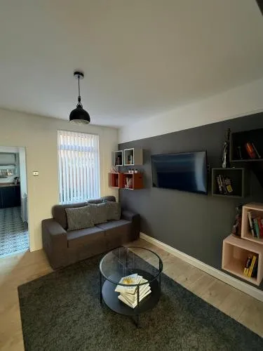Cityscape-Cosy House By Anfield photo 1