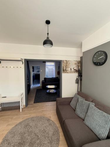Cityscape-Cosy House By Anfield photo 11