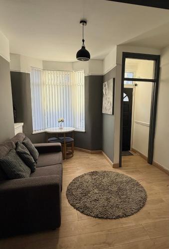 Cityscape-Cosy House By Anfield photo 17