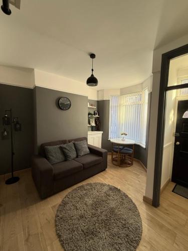 Cityscape-Cosy House By Anfield photo 16