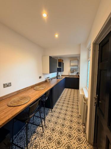 Cityscape-Cosy House By Anfield photo 9