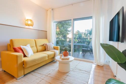 Quiet apartment near the sea with 2 terraces