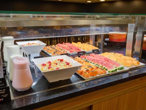 Jídlo v hotelu nebo okolí