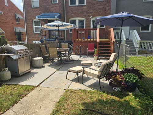 Zahrada ubytování Cozy home Centrally located free parking sleeps 8