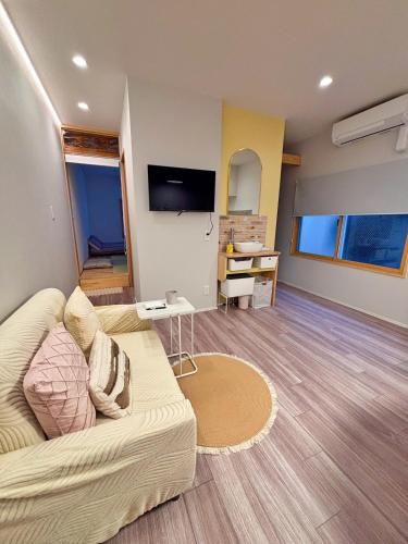 Room Inn Lu Lu Lu 横浜中華街 Room 2-B