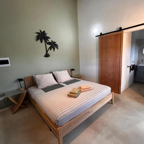 Dushi Shelter studio